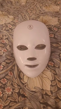 Aurora Glow Mask
